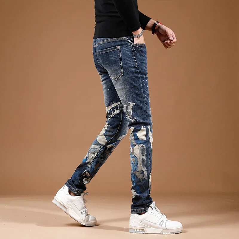 2024 new fashion printed personalized jeans for men\'s street slim fit elastic feet high end trendy denim pants