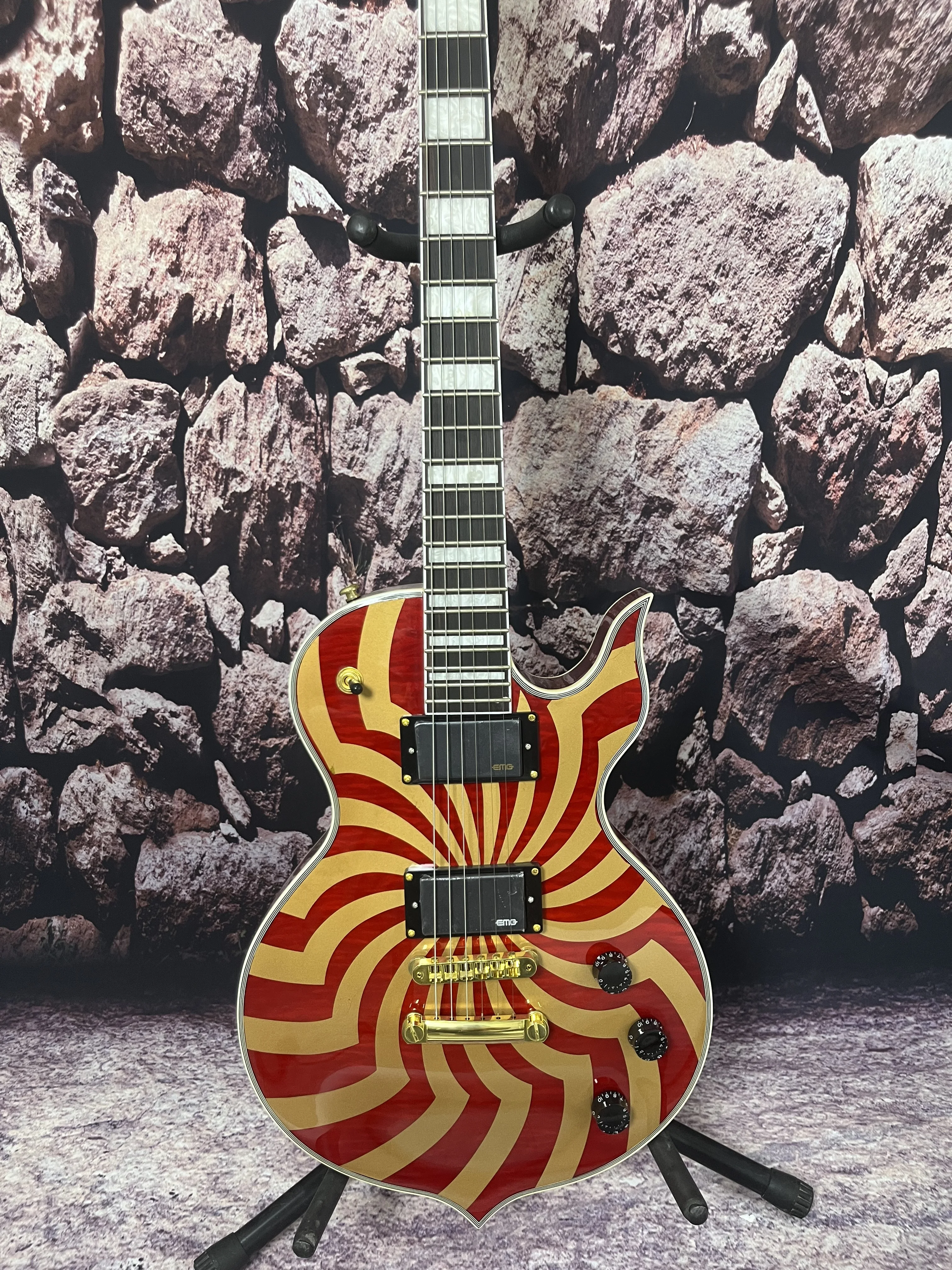

factory custom electric guitar Wylde Audio gold Windmill 6 string maple neck hot sale
