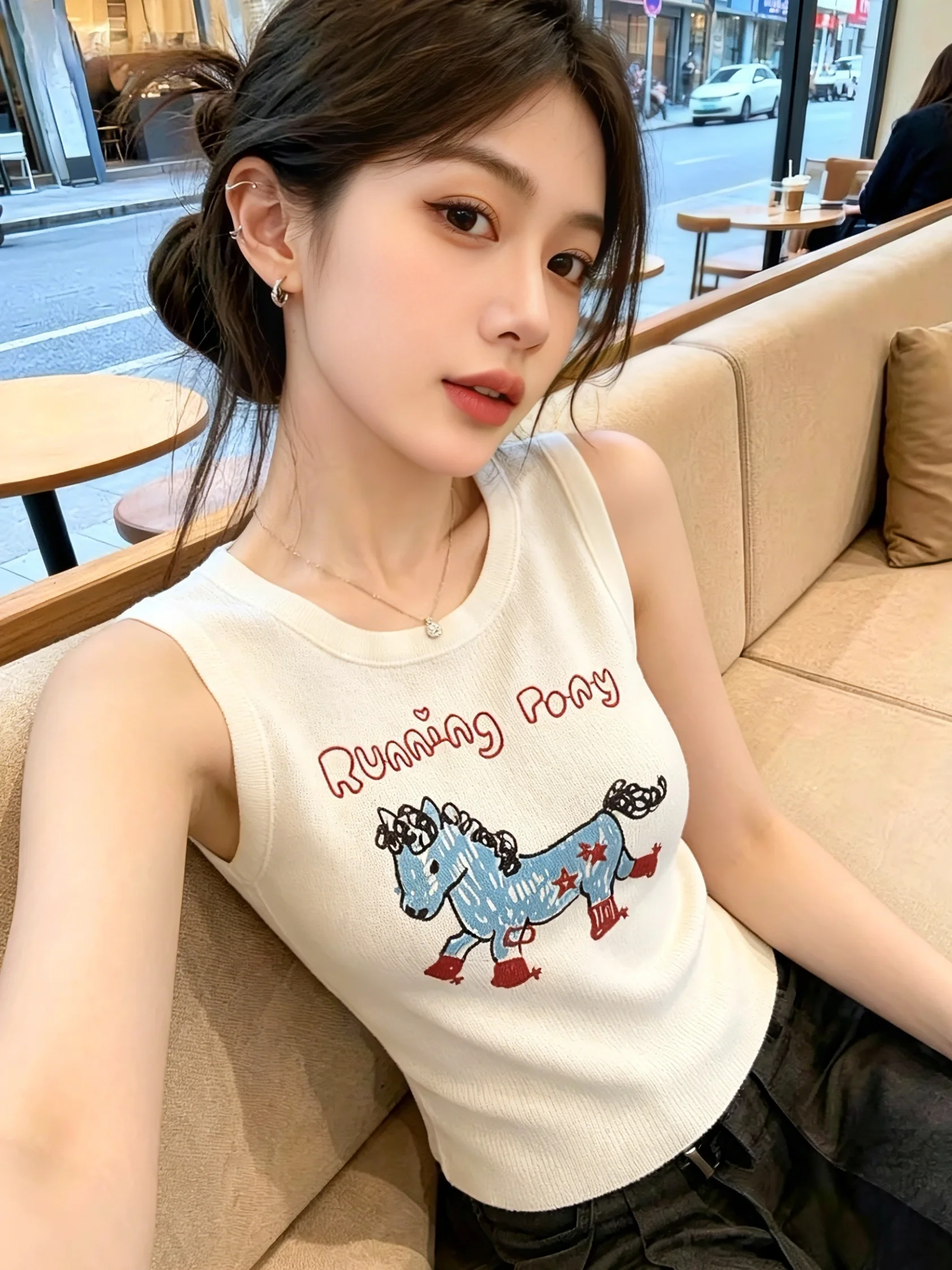 

Summer New Sweet Style Women's Knitted Short Vest Sleeveless Cartoon Print Self-Keeping Model Korean Version Slim Fit