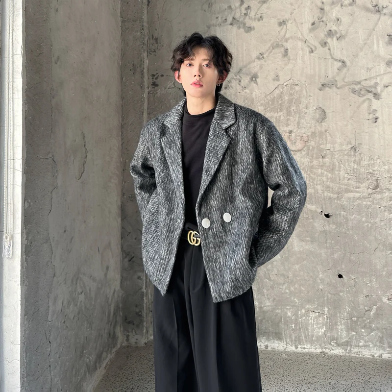 

Модная короткая шерстяная куртка для мужчин в корейском стиле, осенне-зимняя утепленная верхняя одежда для молодежи, с отложным воротником, однобортная.