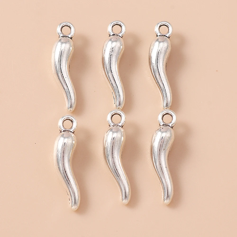 Leslie 30pcs 5*18mm Tiny Cute Chilli Charms DIY Alloy Pepper Pendants Bracelets Necklaces Jewelry Making Accessories