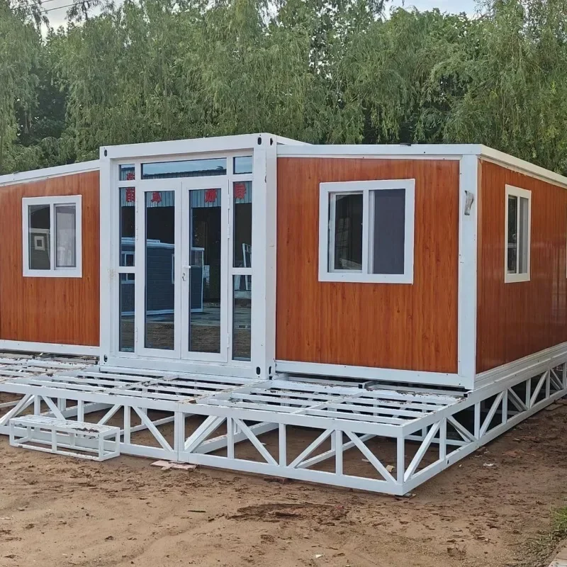 Modern Prefabricated Houses 4 Bedrooms Light Steel Roof 2 3 4 5 Bedroom 20ft 40ft Folding Expandable Container House Terrace