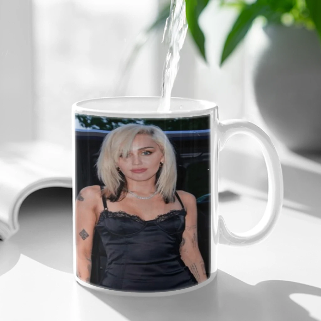 

Miley Cyrus album Coffee Cups Reusable Portable Coffee Cup Dishwasher Safe Coffee Mug Coffee Tea Travel Cups