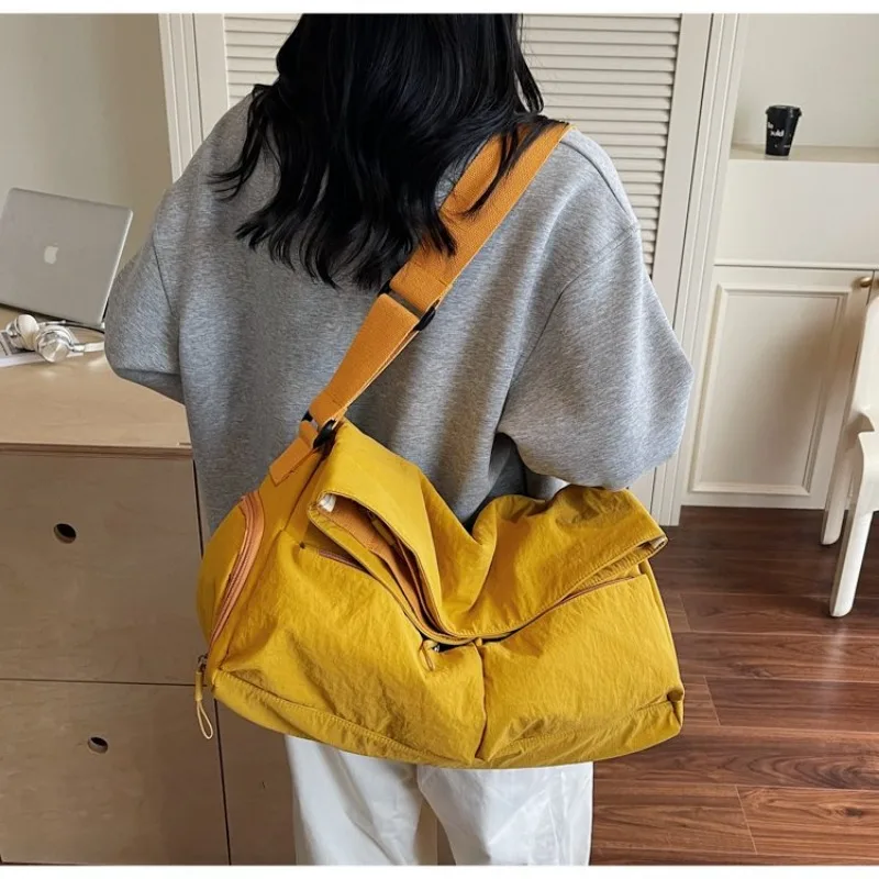 

Stylish Textured Leather Tote Bag For Women Luxury Designer Crossbody Large Capacity Diaper Bag Elegant Commuter Simple Chic