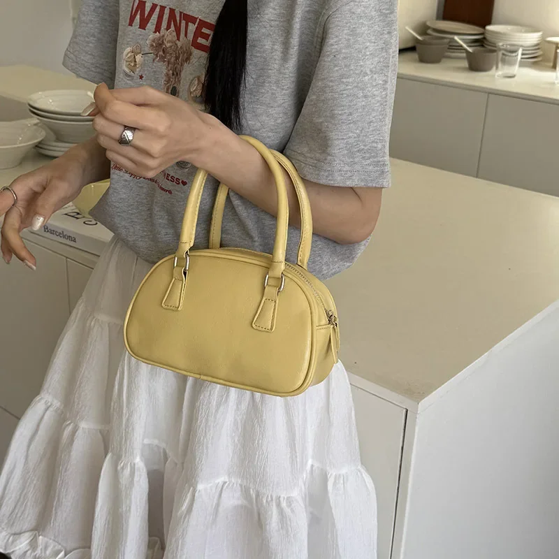 South korea 2024 Design Portable Square Sling Bag Women Exquisite All-Match Cross-body Bowling Bag Small Bag Handbags Purses