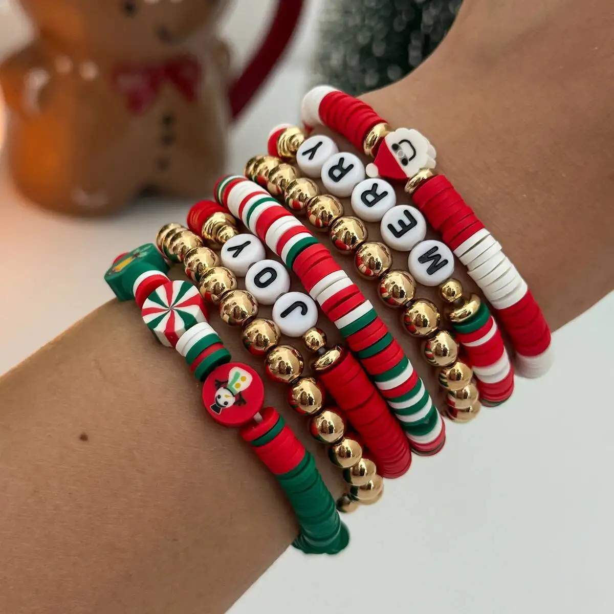 

SHIXIN 7pcs/set Santa Claus Snowman Christmas Bracelet for Women Stackable Gold Color Red Bead Bracelet Merry Joy Letter Bangle
