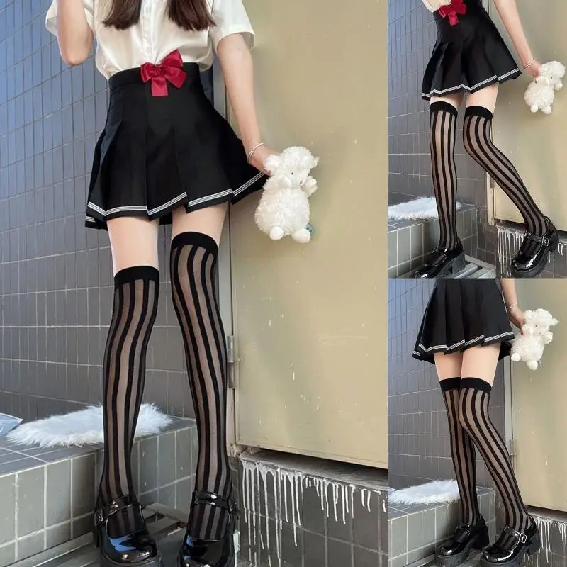 여성용 허벅지 높은 스타킹 드레스용 무릎 실크 양말 위의 여성용 수직 스트라이프 데일리 호의
