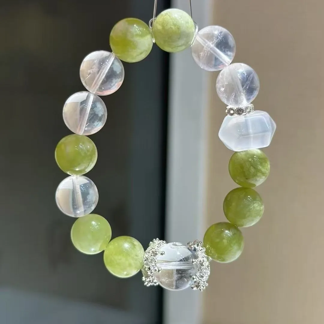 

Natural Qingti Milk Cover, White Crystal Bracelet, Women's Light Luxury Fashion Bracelet