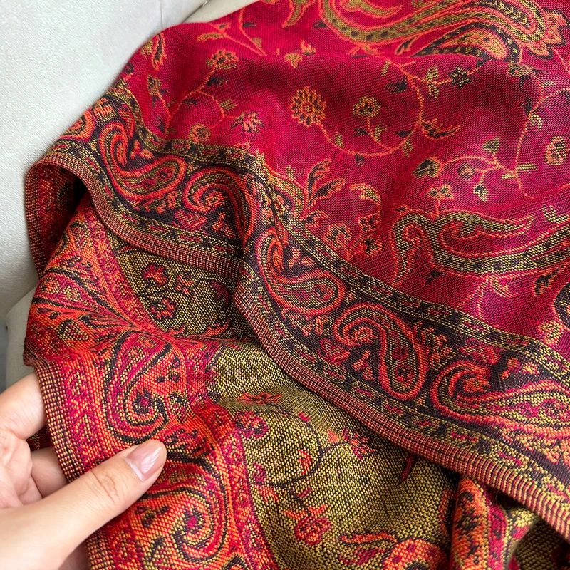 شرابة بطانية تصميم سميكة الباشمينا شتاء جديد دافئ شال التفاف بيزلي نمط وشاح المرأة منديل المعطف الشالات 2025