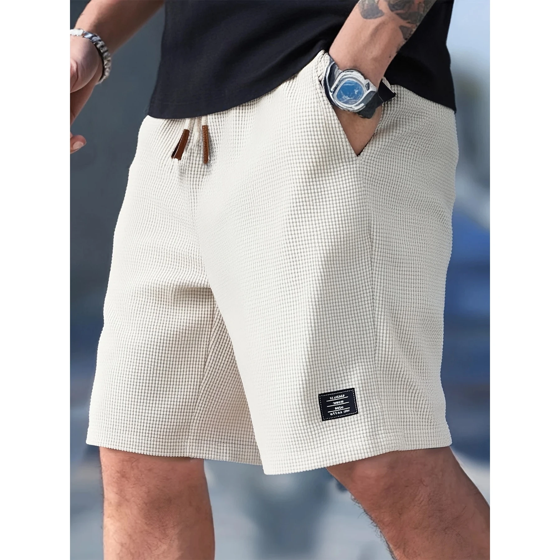 

Men's Casual Sports Shorts Summer Versatile Large Size Loose Five-Quarter Length Pineapple Patterned Shorts for Daily Wear An...
