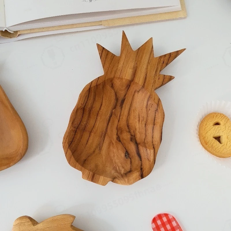 Ins Style Teak Wood Pineapple Shape Plate Wooden Fruit Snack Sauce Dish Home Tableware for y Kitchen Restaurant Party Decor
