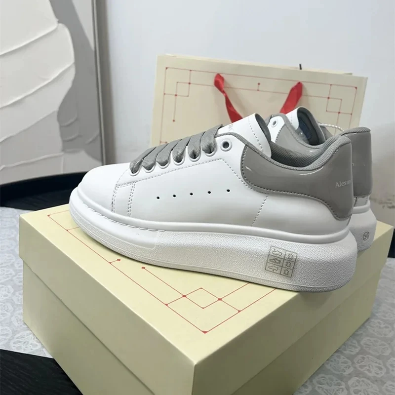 

Классические белые повседневные кроссовки для мужчин и женщин, легкие, нескользящие, для тенниса, ходьбы и бега на открытом воздухе.