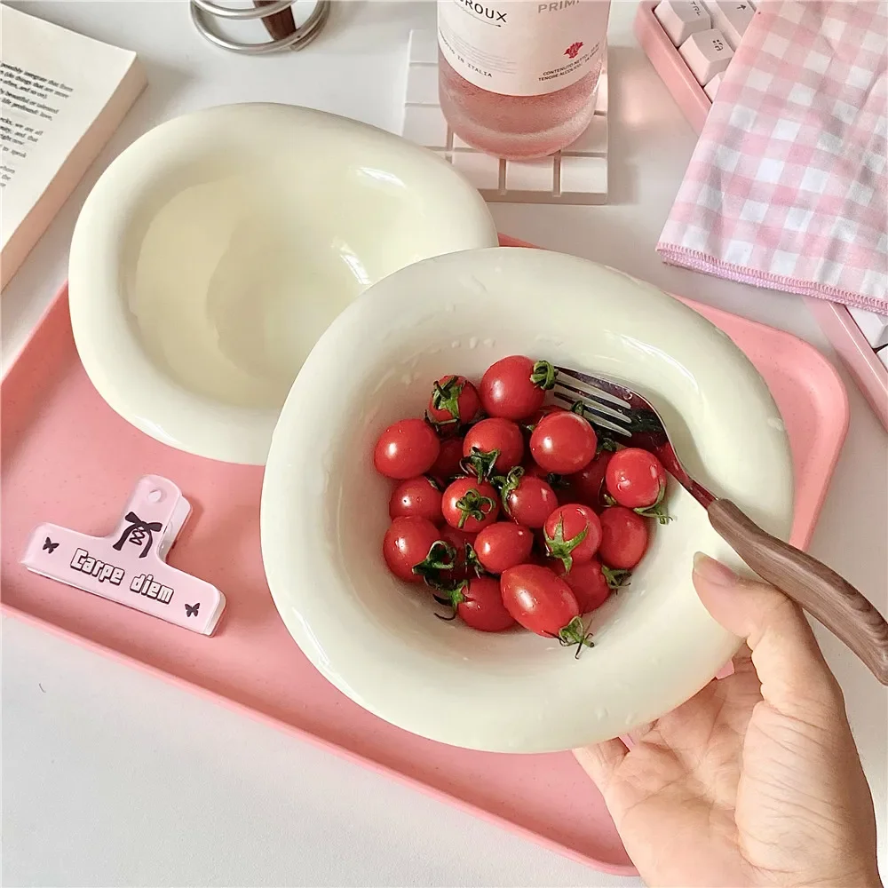 Modern Minimalist Ceramic Wave Bowl with  Protection for Dessert Soup Porridge Salad Breakfast Irregular Shape Soup Bowl