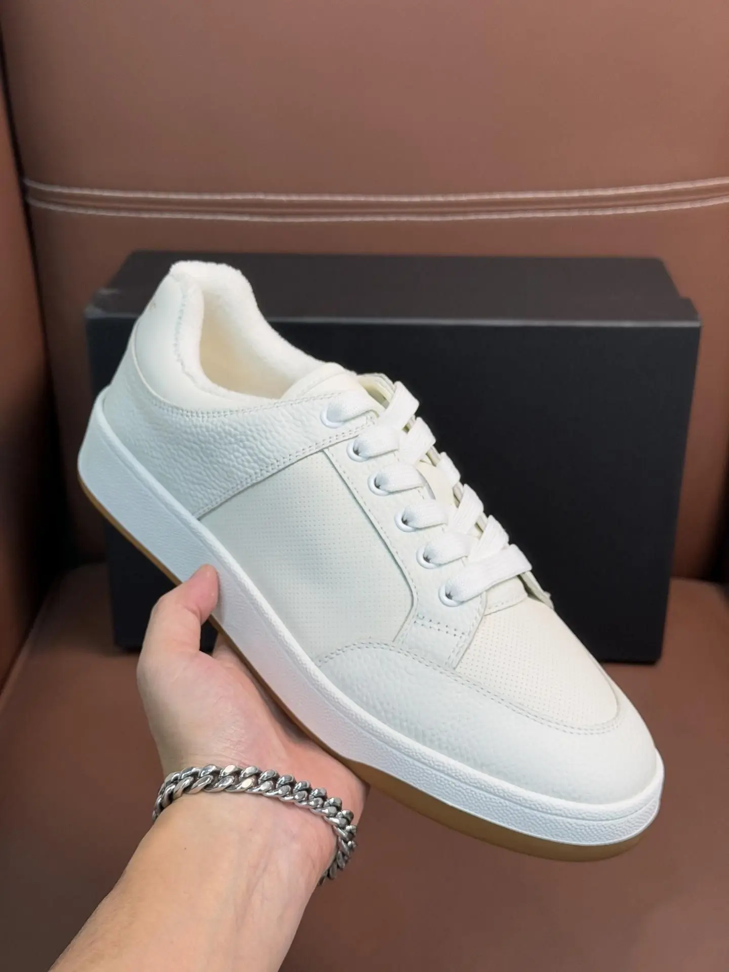 Unisex Fashion Lace Up Board Sneakers Bi-color Leather Suede Upper Plush Warm Lining Flat Gum Sole All Match Daily Footwear