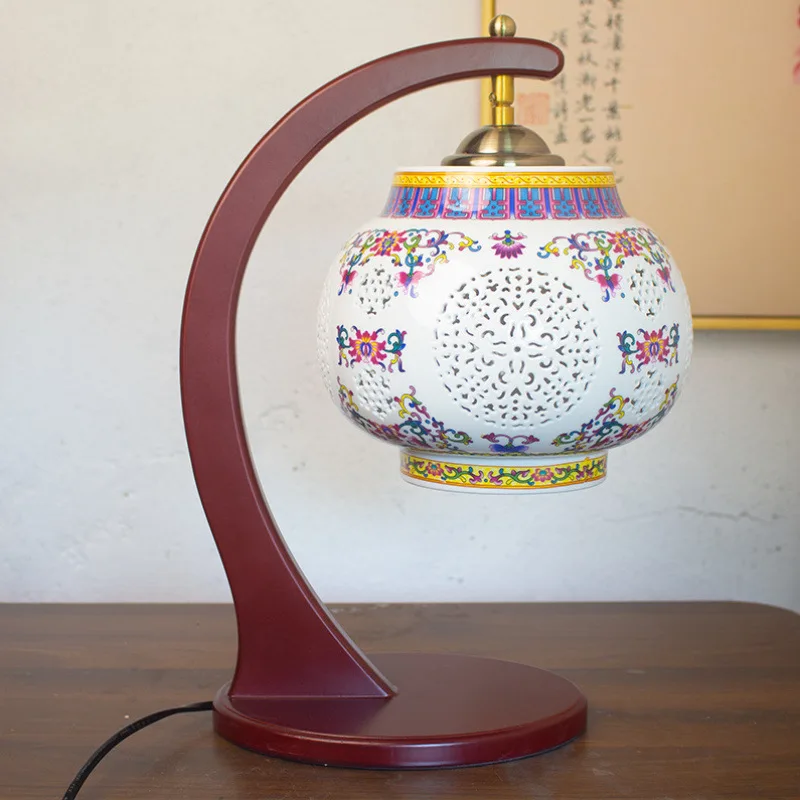 Lampade in ceramica con pneumatici sottili cavi, lampade da comodino per camera da letto studio, creatività per la protezione degli occhi, lampade da scrivania cinesi per decorazioni di nozze