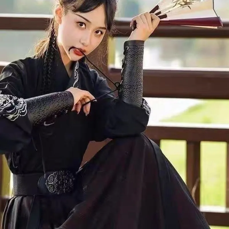 ชุดนักดาบสไตล์จีนโบราณ ฮันฟู ชุดคู่รักอมตะ ชุดนักดาบโบราณ ชุดนักวิชาการ ชุดเยาวชน