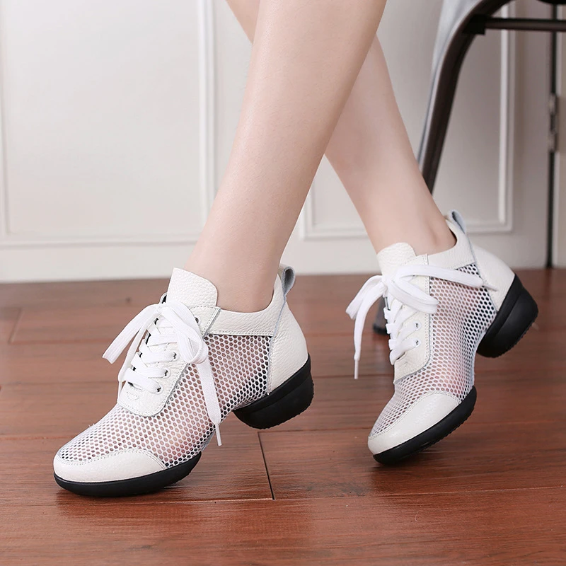 Scarpe da ginnastica moderne da ballo jazz da donna scarpe da ballo sportive in mesh traspirante per ragazze scarpe da ballo quadrate da donna suole in gomma per esterni