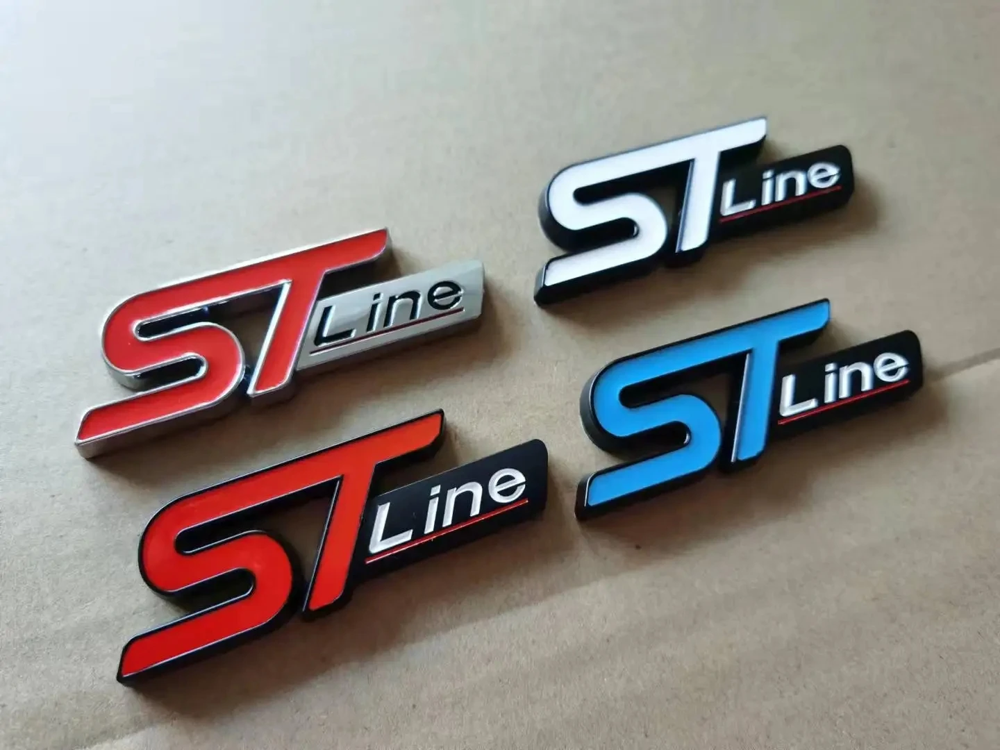 1X 3D Metal 9.2cm ST Line STLine Emblem Car Trunk Badge For Kuga Mondeo Fiesta Ecosport Focus Sticker Accessories