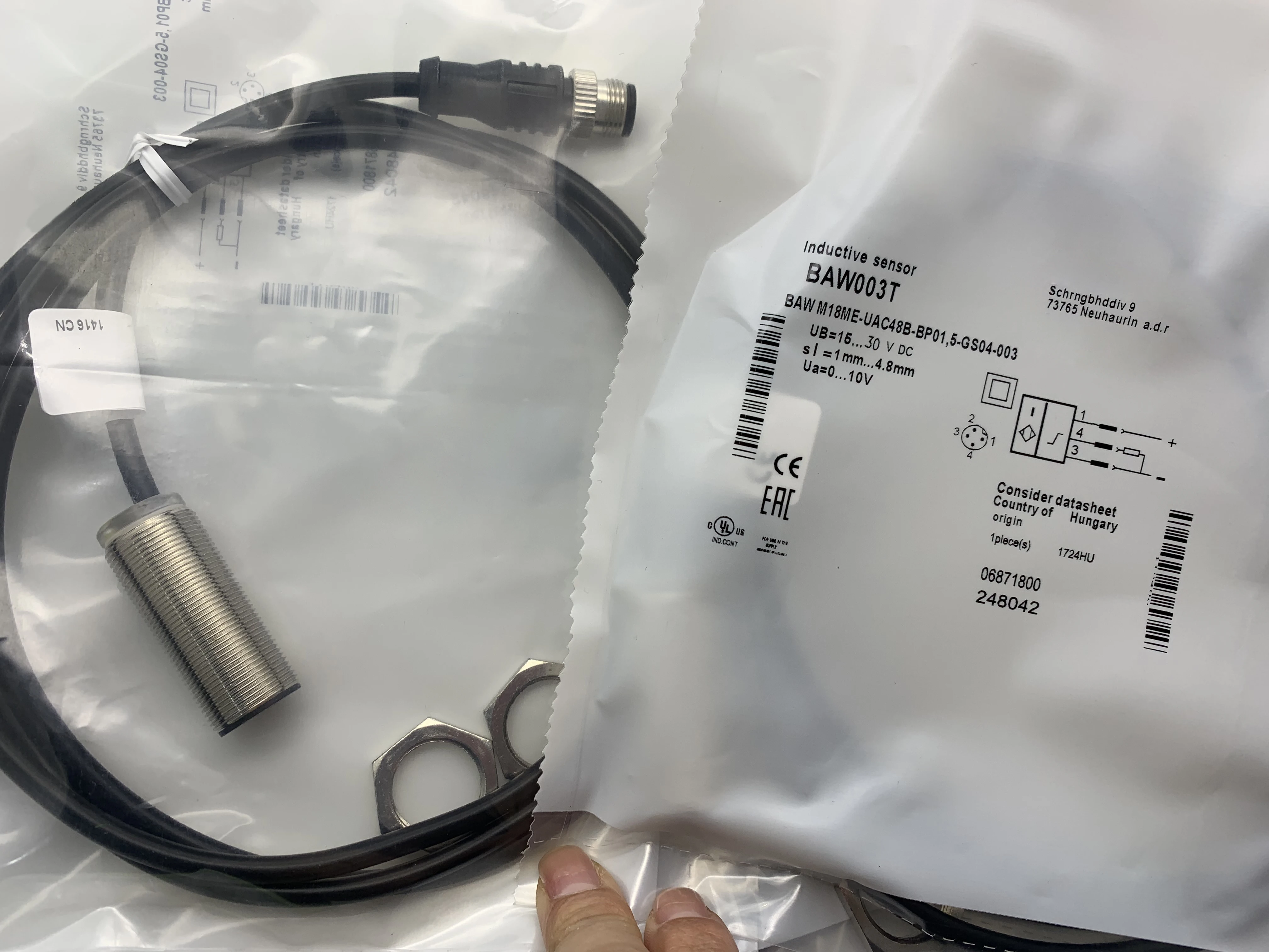 

Brand new original sensor BAW003T BAW M18ME-UAC48B-BP01,5-GS04-003 One year warranty