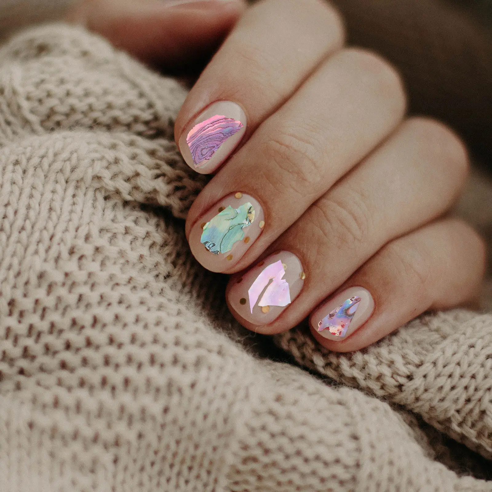 

3 коробки, 12 ячеек, аксессуары для нейл-арта, смешанные наклейки для маникюра, тонкие блестящие аппликации, декор для дома и салона, для женщин и девушек