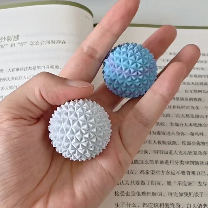 Drukowana w 3D piłka antystres – Spike Ball Game recenzja i cena