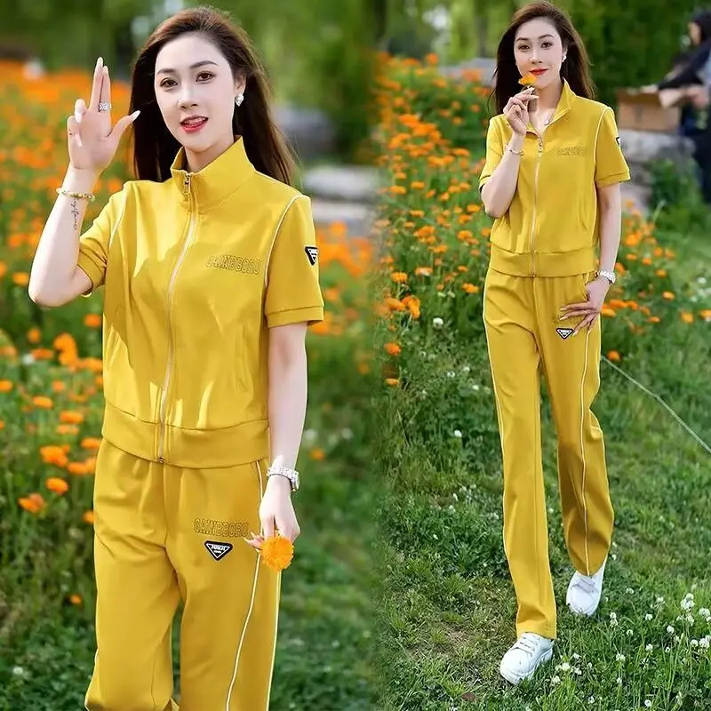 

Модный спортивный костюм для женщин: летний новый стиль, укороченный кардиган с коротким рукавом, повседневные широкие брюки, комплект из двух предметов