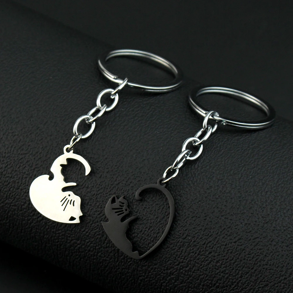 Cute Hug Cat Keychain Creative Patchwork Heart Round Keyring Couple Lovers Key Chains Bag Pendant Car Keyholder Accessories Gift