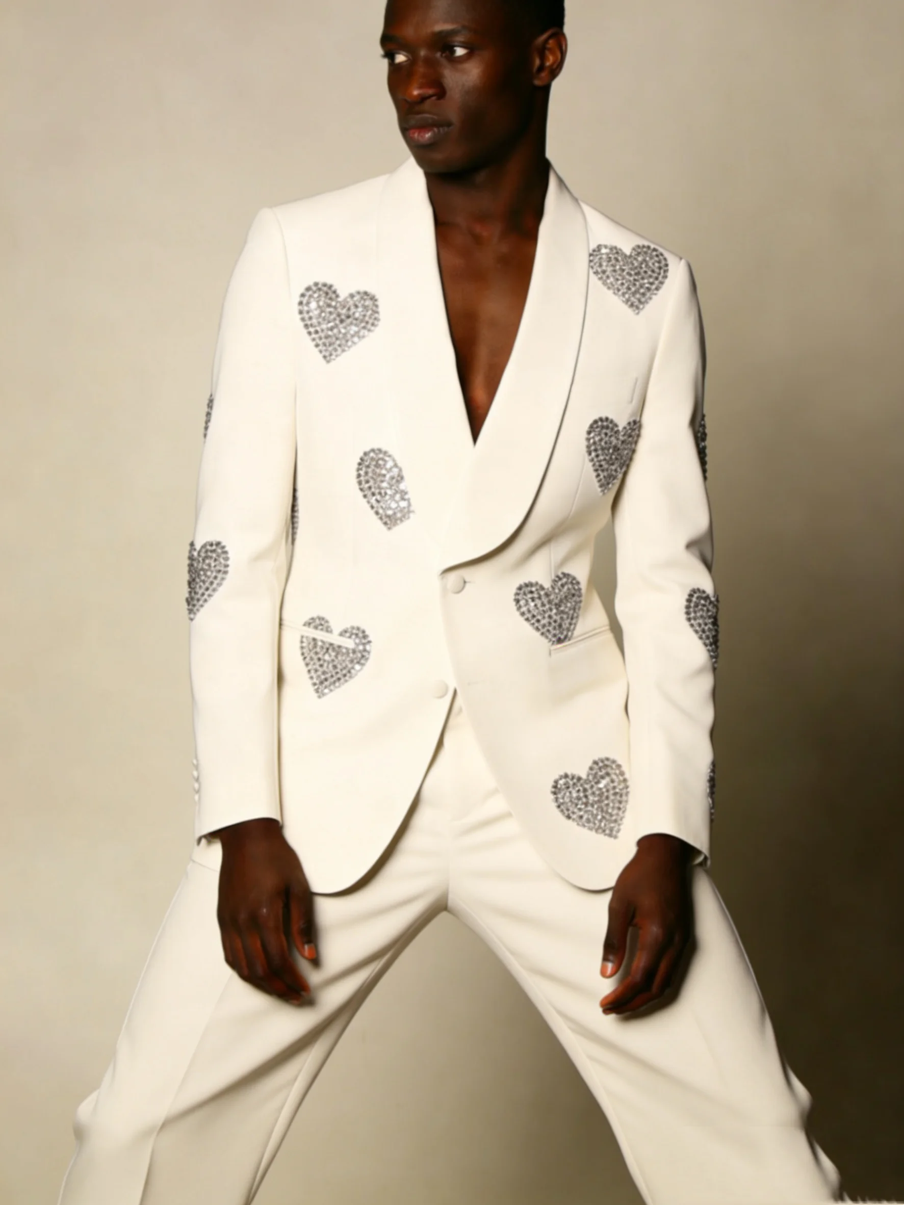 

Crystals Heart White Men Suit Set 2 Pcs Blazer+Pants Cotton Prom Wedding Tuxedos Coat Customized Formal Office Fashion Jacket