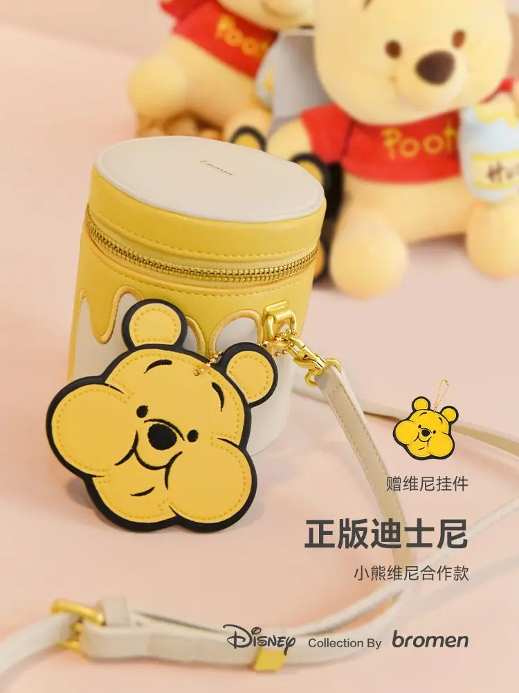 MINISO Disney Girl Bag 2023 Spring/Summer Winnie The Pooh Bucket Bag Messenger Bag Niche Bag Girls\' Birthday Gift for Girlfriend