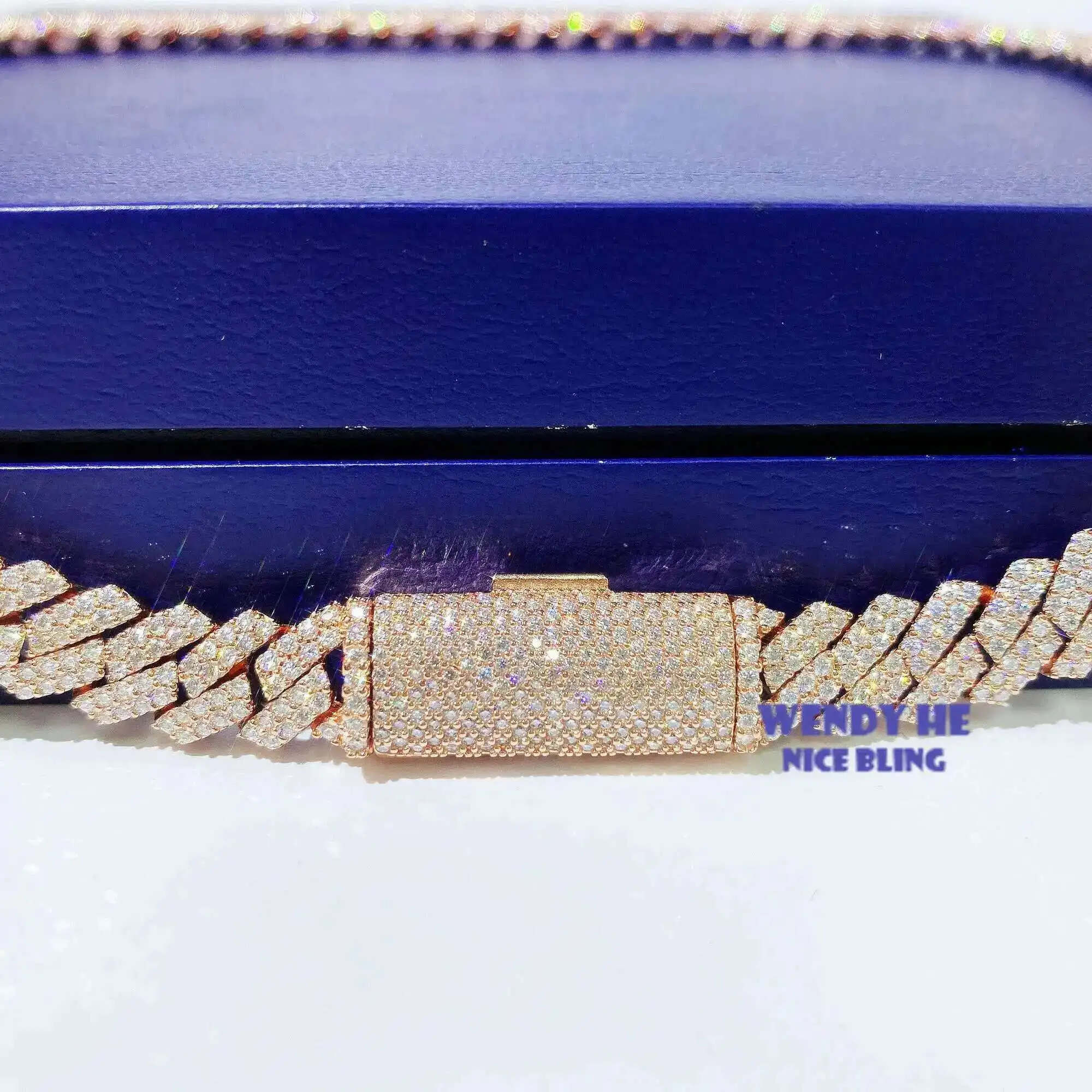 

Sell Drop Shipping Iced Out Vvs Diamond Hip Hop 10mm Moissanite Cuban Chain