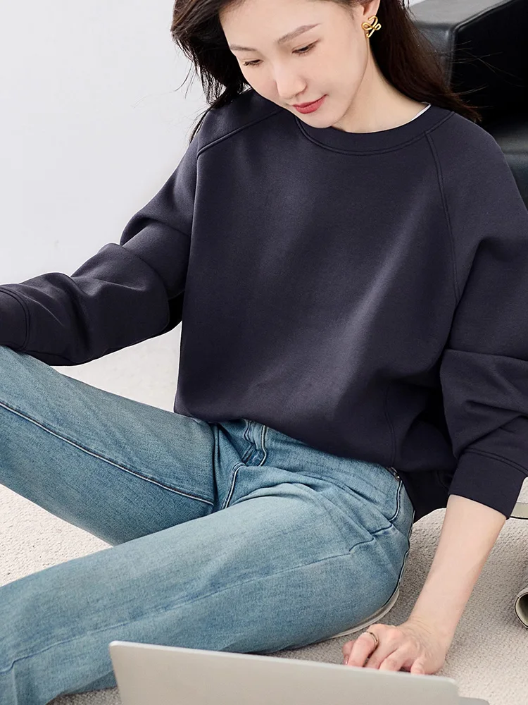 快適なアイラウンドネスウェットシャツ女性用ルーズロングスリーブ秋ファッショナブル多用途アンチエイジングレイジースレトップ