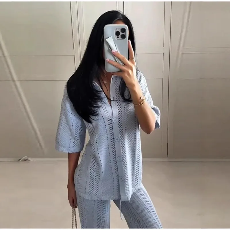 

Fashion and Simple Solid Color Collar Hollow Short Sleeve Top and Pants Set for Women 2025 New Style