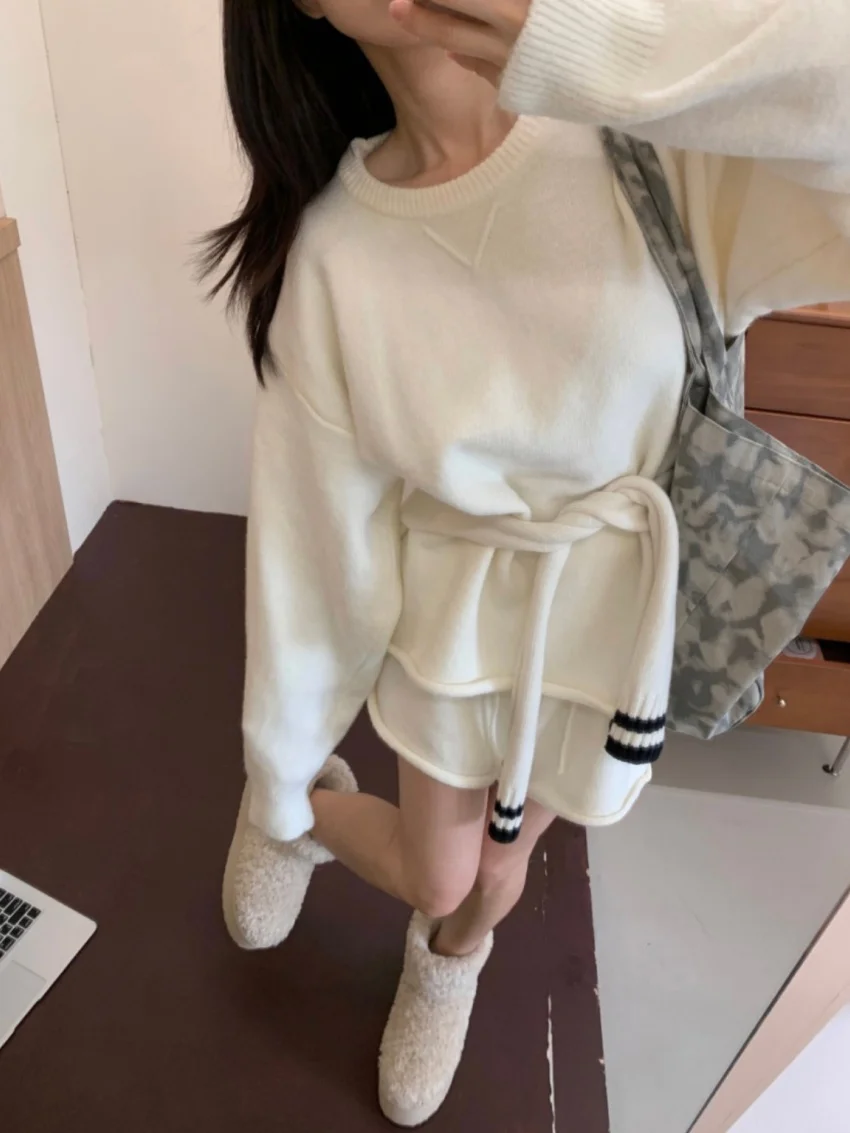 Alien Kitty Office Lady mujeres prendas de punto trajes jerseys elegantes suéteres suaves otoño 2025 dulce nuevo Casual pantalones cortos sueltos de uso diario