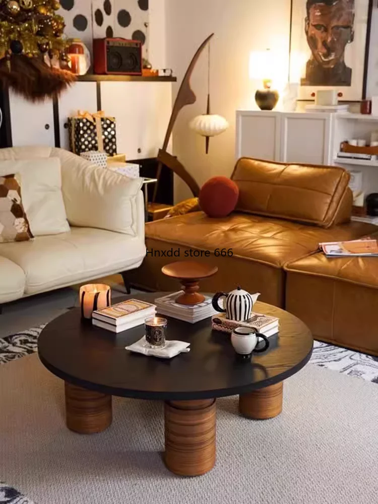 Table basse nordique pour petit appartement