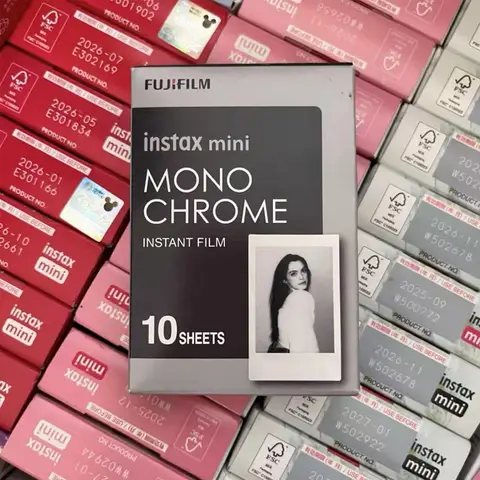 10/50 hojas Fujifilm Instax Mini 9 8 película monocromática para Mini 12 11 300 7s 7 50s 50i 90 25 dw Share SP-1 cámara de fotos instantánea