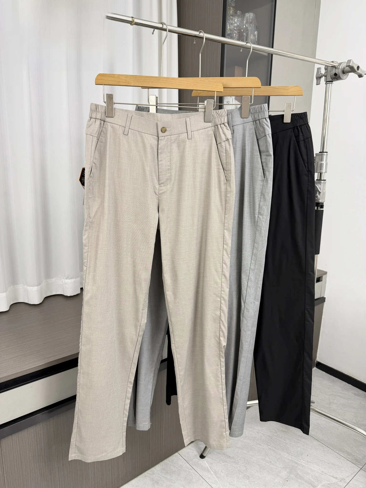 

Высококачественные, комфортные, мягкие на ощупь мужские повседневные брюки прямого кроя для весны и лета, дышащие, легкие, из льна