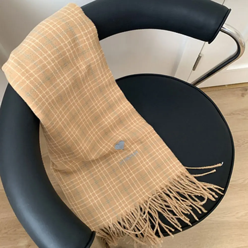 العصرية الحلو الرجعية للفتيات الحب القلب سميكة شعرية الشتاء منقوشة الأوشحة شالات محبوكة شبكة يلتف شالات النمط الكوري