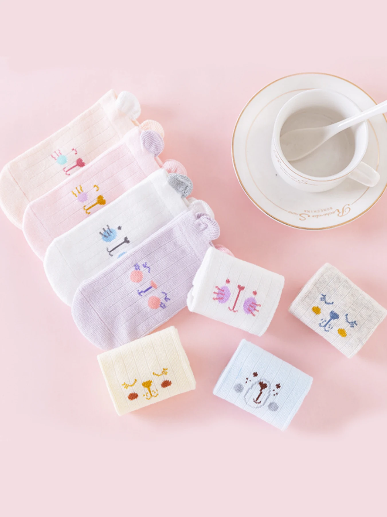 Рисунок 5 - 4 пары детских носков