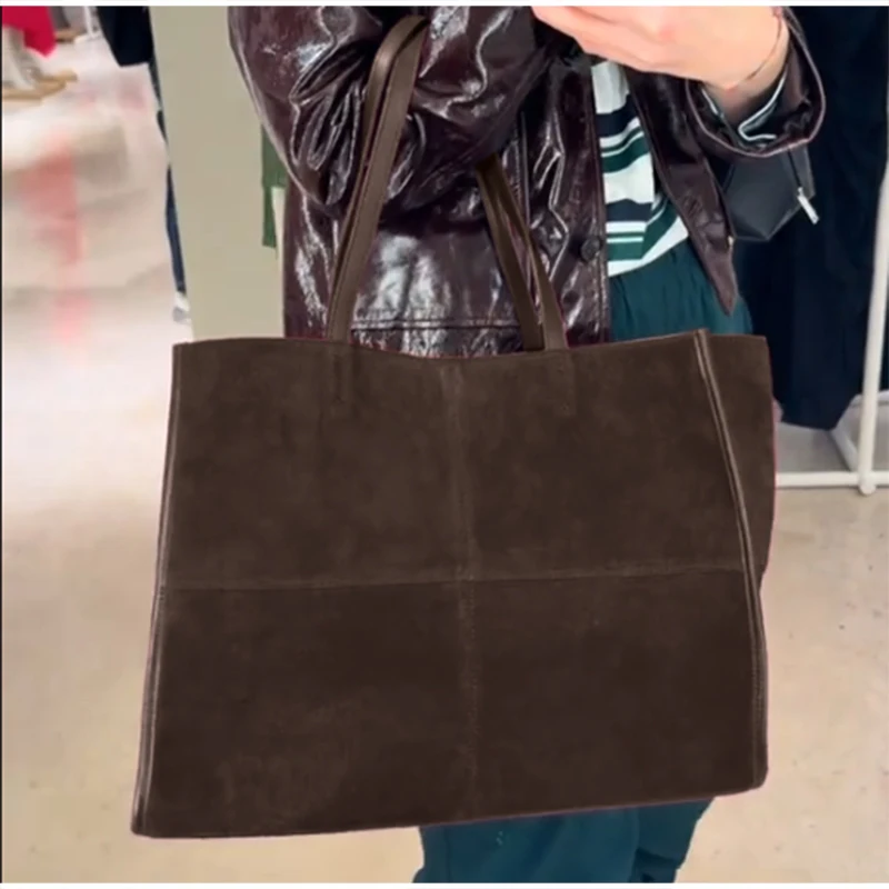 

Ladies Square Tote Bag Europe And America Simple Frosted Underarm Solid-color Bucket Bag Large Capacity Casual Commuter Bag