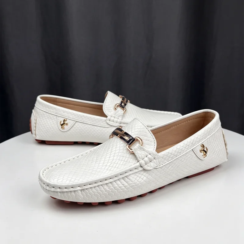 Modische Designer-Leder-Loafer für Herren, bequeme Slipper, leichte, rutschfeste Freizeitschuhe für Herren, flache Herrenschuhe. – Detail 9