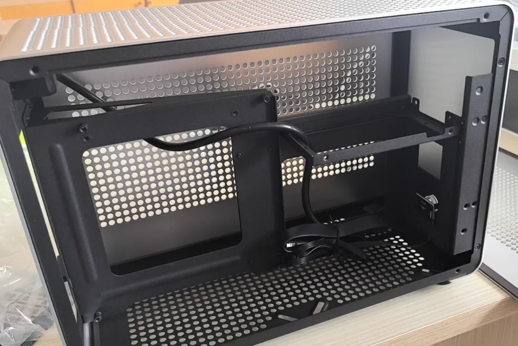 

A4 Aluminum Alloy Chassis, for Sfx240 Water-cooled Itx Transparent Chassis