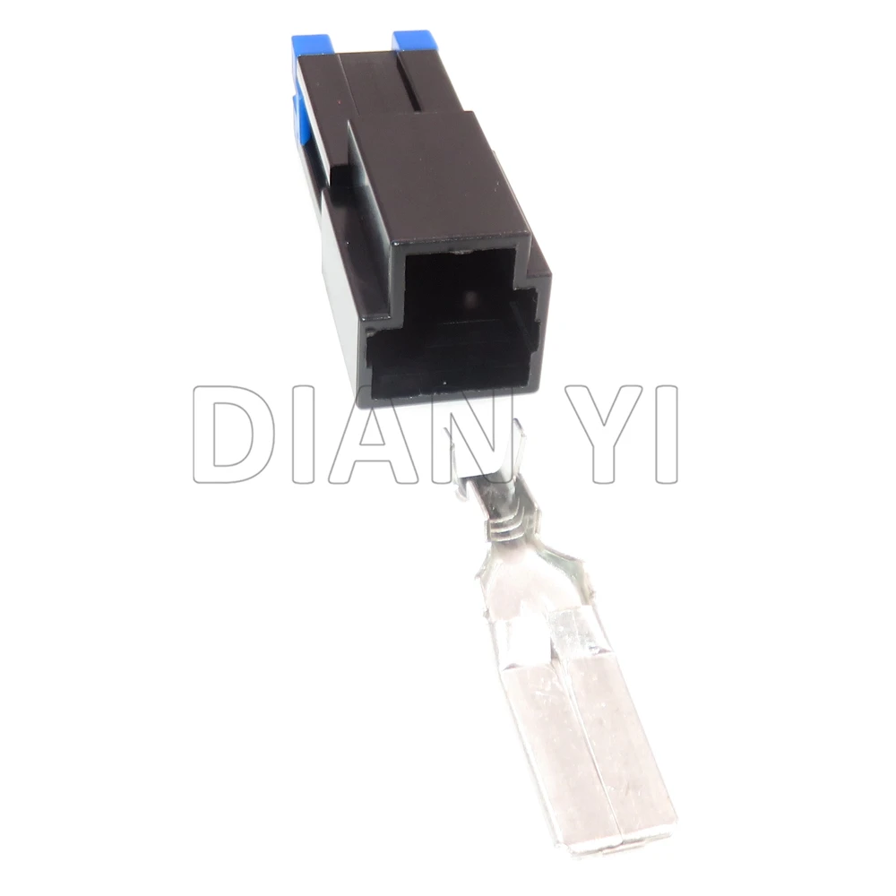 

1 Set 1 Way Starter Auto Large Power Unsealed Sockets With Terminal 7122-4110-30 MG623688-5 Car Wire Connector