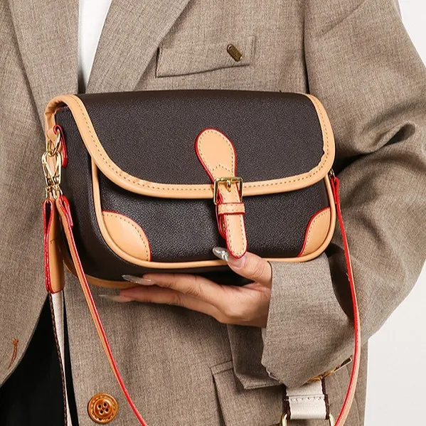 

2025 Summer Fashion Crossbody Bag for Women Versatile Shoulder Bag with Top Handle, Lightweight Tote Bag for Daily Commute