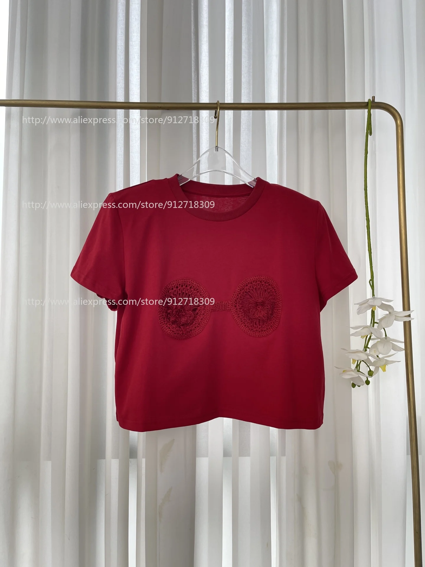 

2026 New High Quality Casual Red Short Sleeve Embroidery T Shirt Tops for Women