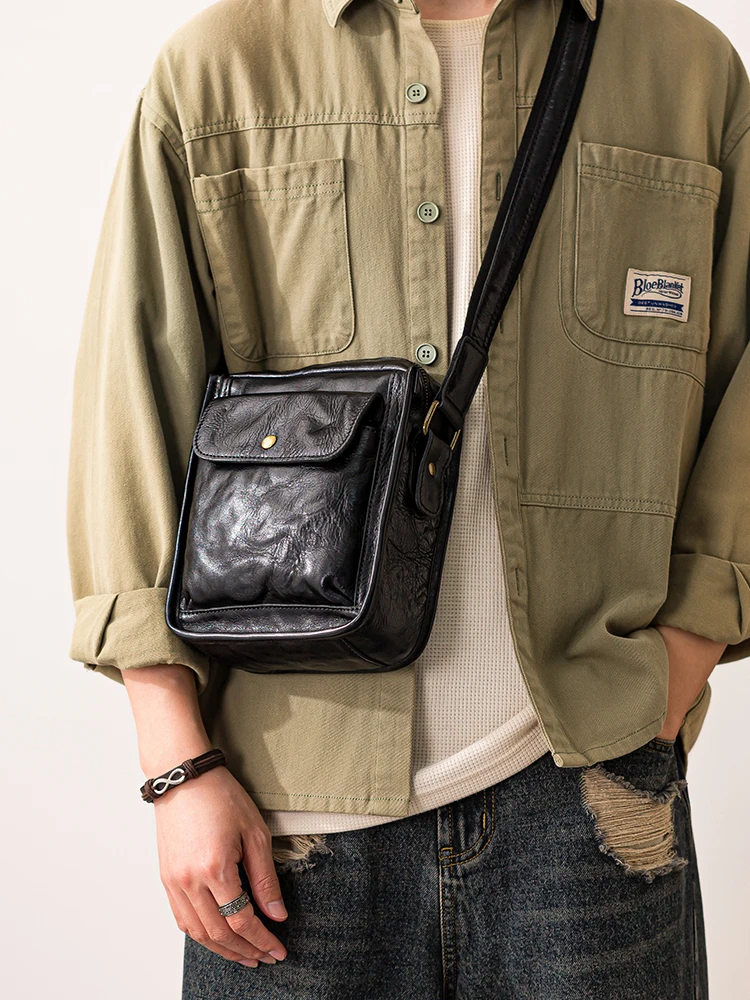 Weekend outdoor daily light vegetable tanned cowhide men small shoulder bag casual handmade genuine leather phone crossbody bag