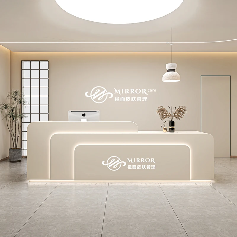 صالون تجميل بسيط متجر الملابس مؤسسات التدريب أمين الصندوق مكتب الاستقبال مكتب الاستقبال عن طريق الفم