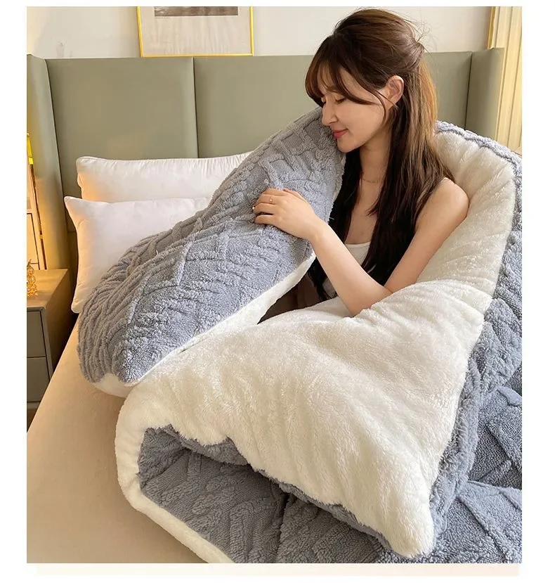 Comfortable double-sided velvet quilt core bedroom velvet thickened blanket home lamb fleece quilt warm quilt core comfortable