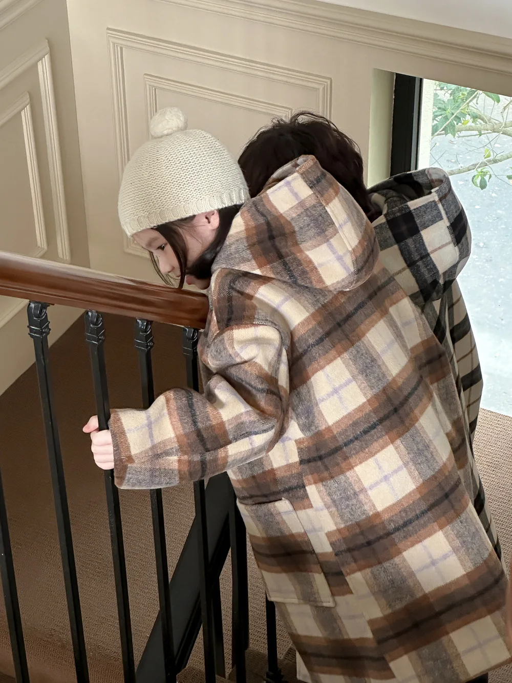 Manteau à carreaux en laine pour enfants, manteau à capuche moyen à long, édition coréenne, hommes et femmes, hiver 2024