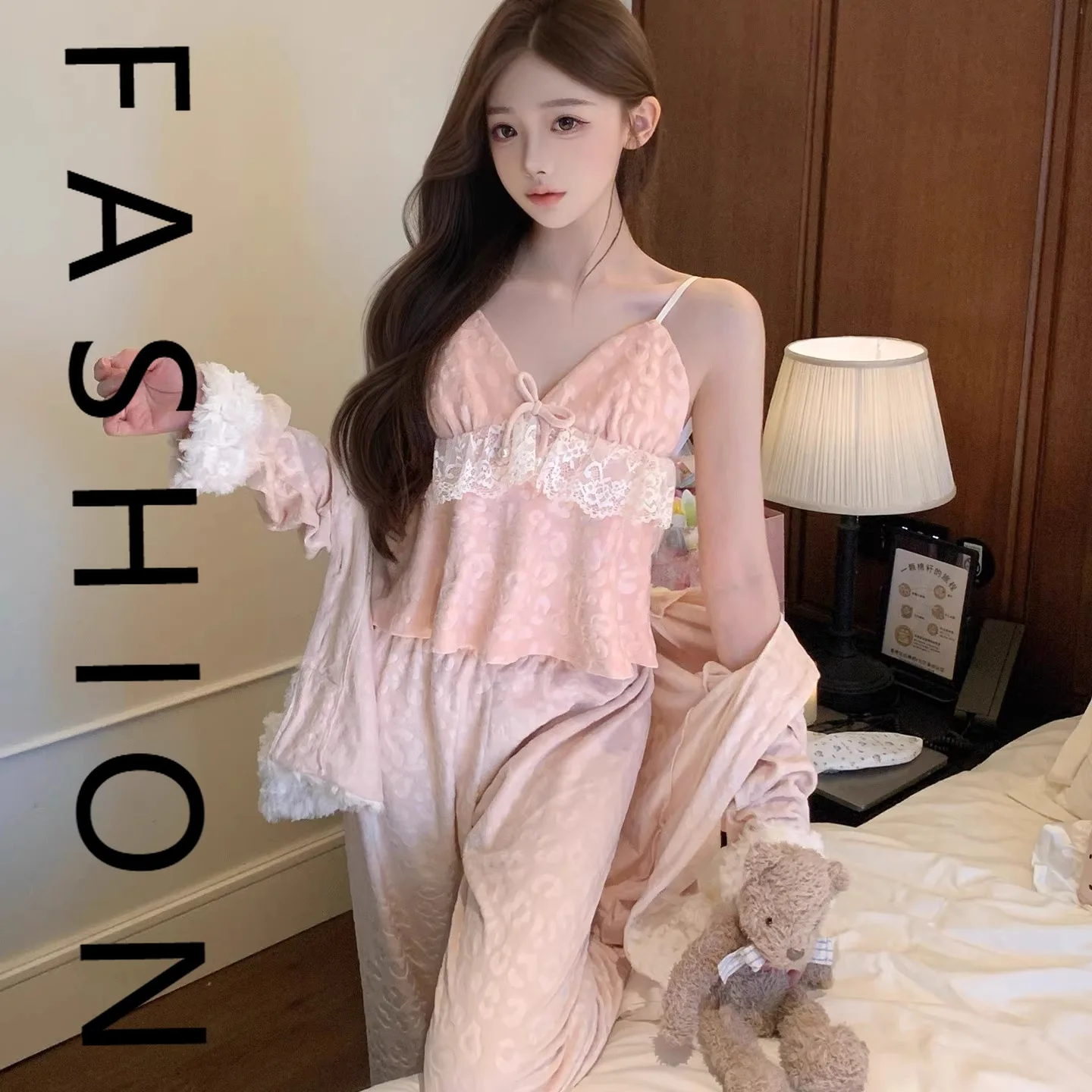 

[Island fleece temperament leopard print] Island fleece pajamas women's cold leopard print warm suspenders loungewear set autumn