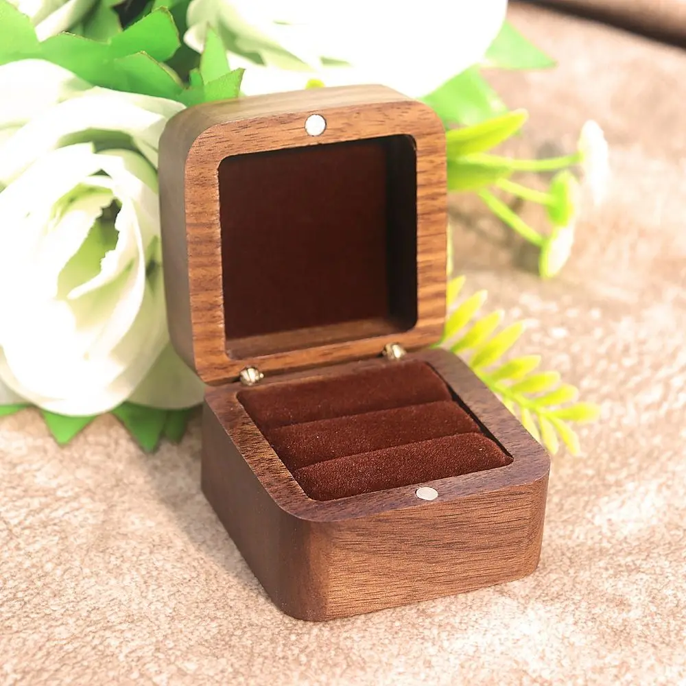 Simple 1/2 Slots Spade Wood Rings Holder Luxury Wedding Rings Bearer Box Square Packaging Jewelry Organizer Marriage Anniversary